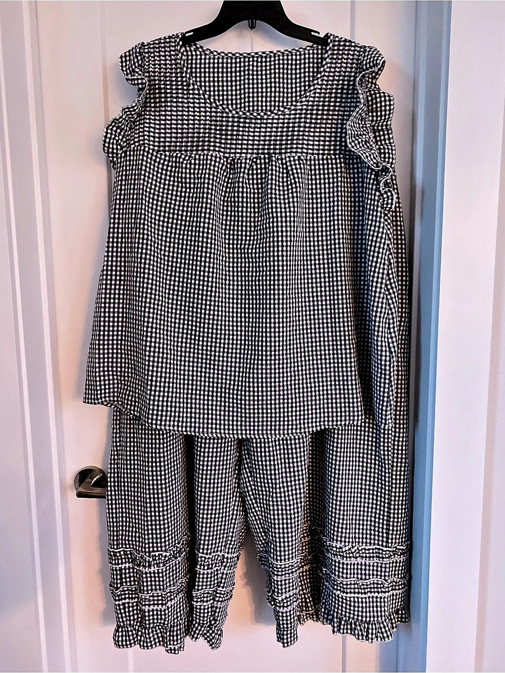 Gingham Top & Pants Set in Black & White
